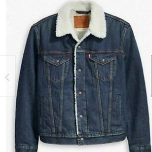 Levi's Sherpa Trucker Jacket - NWT